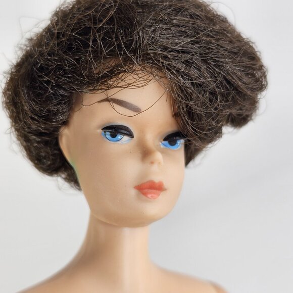 Vintage Brunette Bubble Cut Barbie Doll #850 Mattel 1960s Japan Green Ears Read - Picture 15 of 16